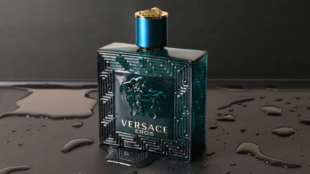 A picture of a perfume